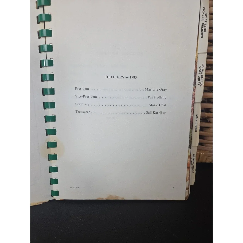 Ladies Friendship Circle Cookbook Concord,‎ NC 1983 Vintage Local Recipe Book